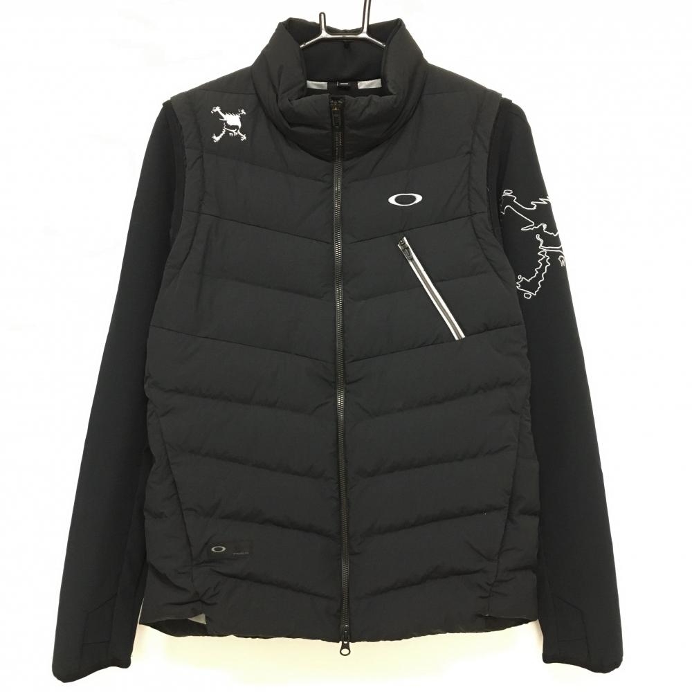 【超美品】オークリー 長袖ライナー付ダウンベスト 黒 蓄熱裏地 メンズ M ゴルフウェア Oakley