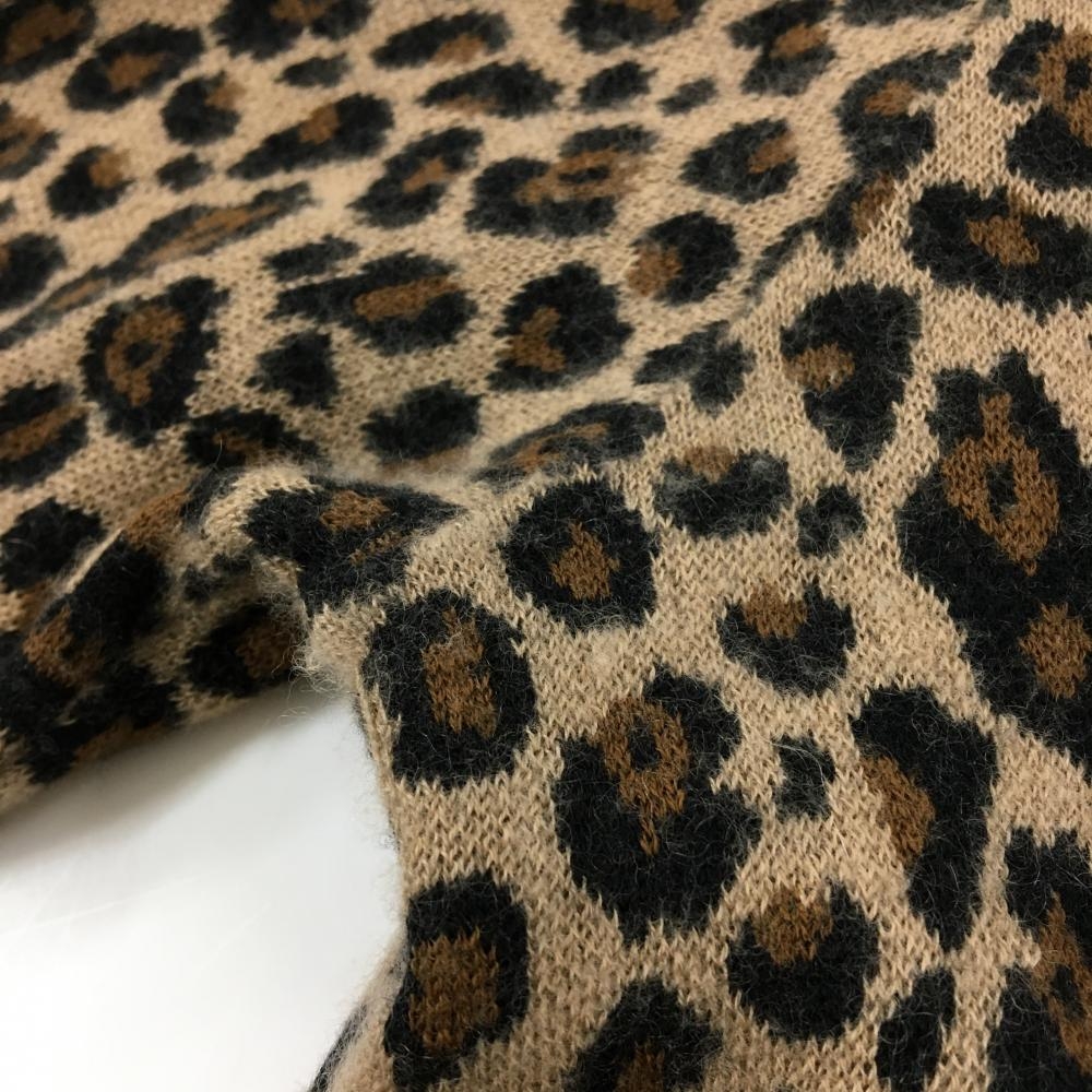 PEARLY GATES カシミヤ入りヒョウ柄 セーター L(5) PEARLY GATES カシミヤ入りヒョウ柄 セーター L(5) PEARLY GATES