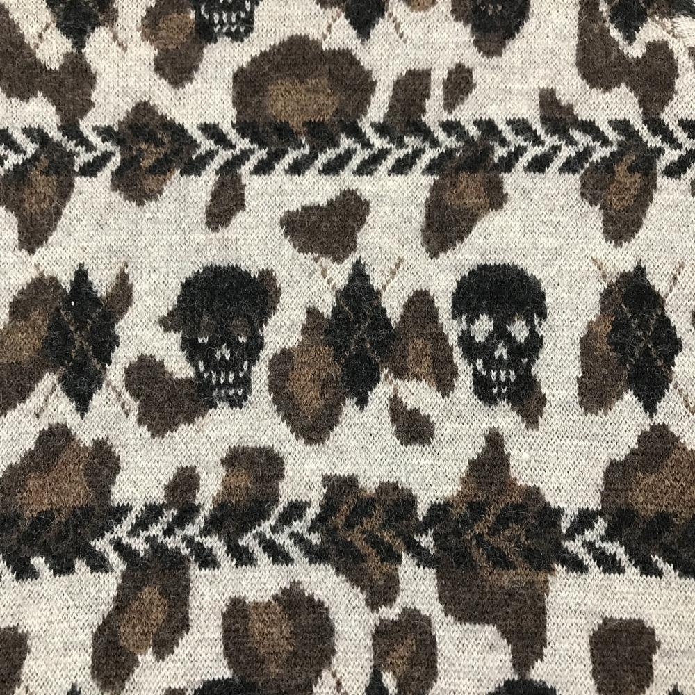 マークアンドロナ タートルネックセーター ブラウン×黒 スカル