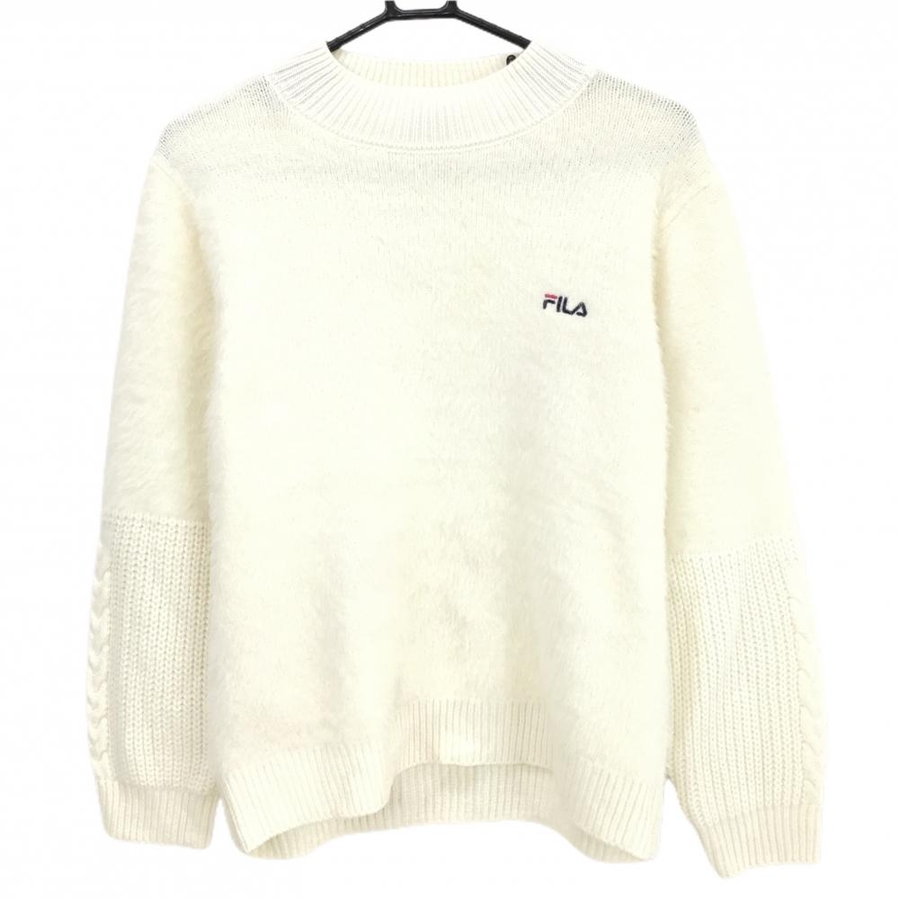 【超美品】フィラ ハイネックセーター 白 ロゴ刺しゅう 一部シャギー 袖ケーブル編み ニット レディース L ゴルフウェア FILA GOLF