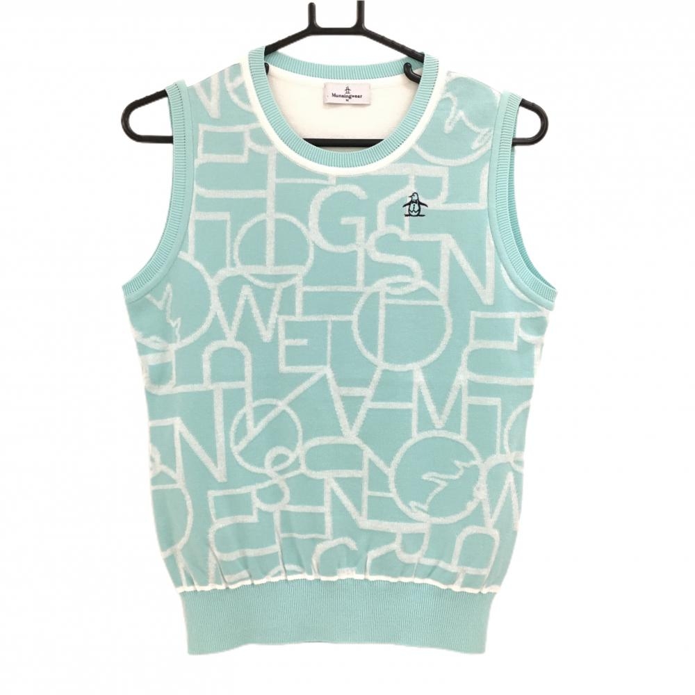 【美品】マンシングウェア ニットベスト ライトブルー×白 フロント英字総柄 ロゴ刺しゅう  レディース M ゴルフウェア Munsingwear