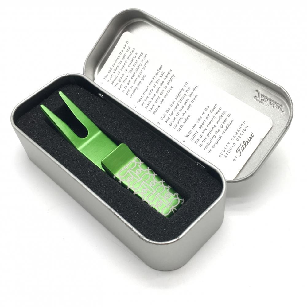 【美品】スコッティキャメロン×タイトリスト グリーンフォーク グリーン ピボットツール クリップ 収納缶付きゴルフ Scotty Cameron