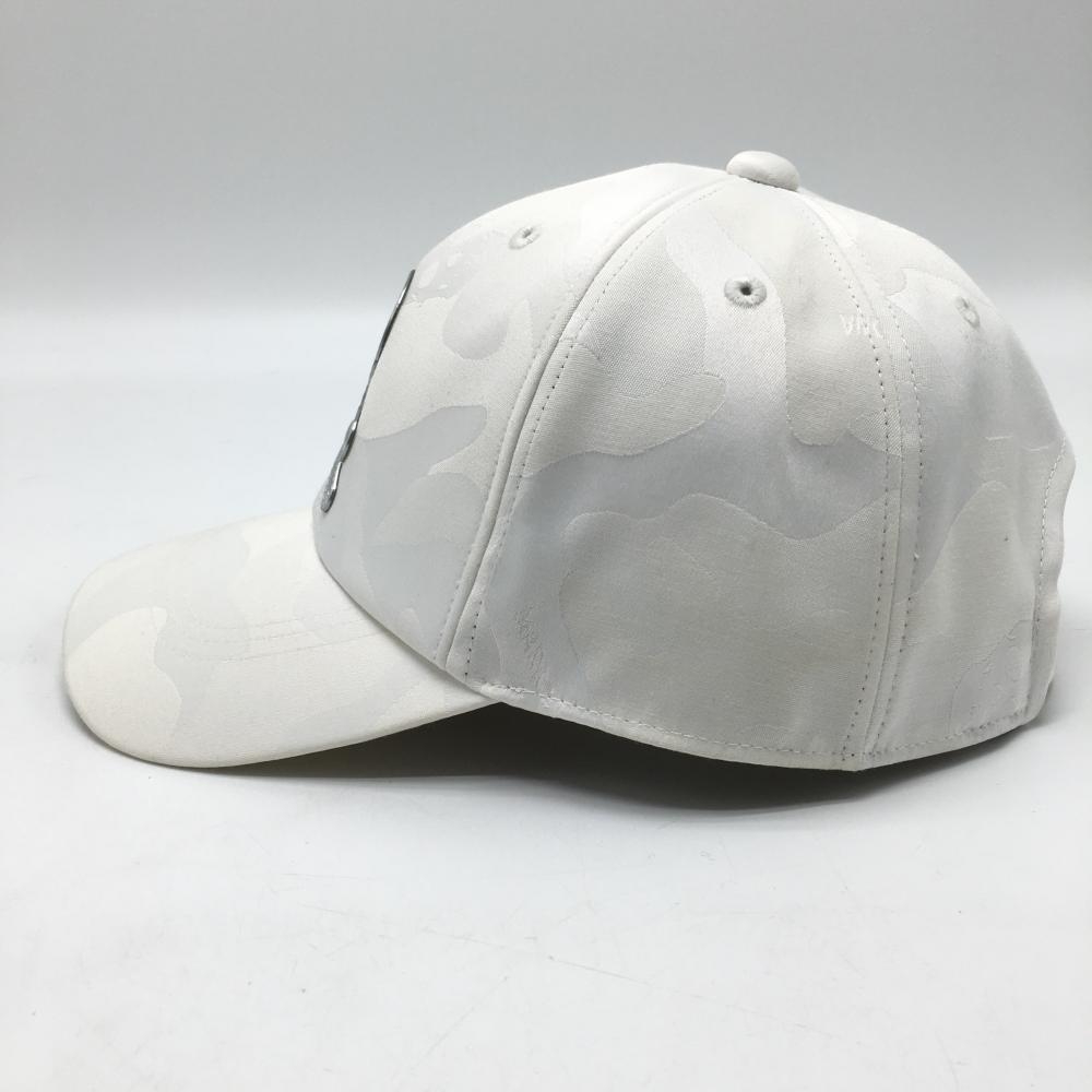 マークアンドロナ トラックジャケット ジャージ 迷彩 スカル ゴルフウェア 白 MARK&LONA（マークアンドロナ） 中綿異素材ジャケット 白×グレー×黒