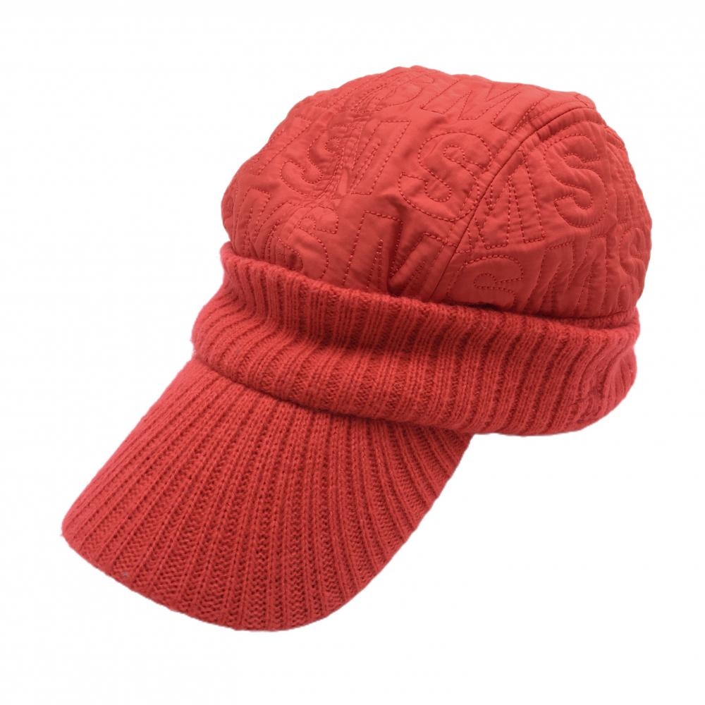 【美品】マンシングウェア 中綿入りつば付きニット帽 レッド クラウン中綿・英字柄 F(55-59cm)  ゴルフウェア Munsingwear