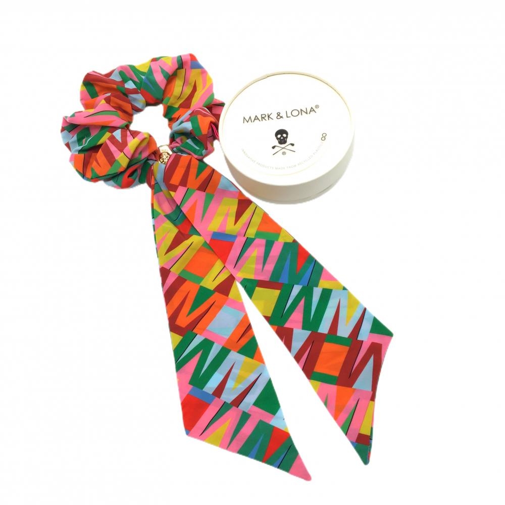 【未使用品】マークアンドロナ ヘアアクセサリー マルチカラー 総柄 リボン シュシュ レディース  ゴルフウェア MARK＆LONA