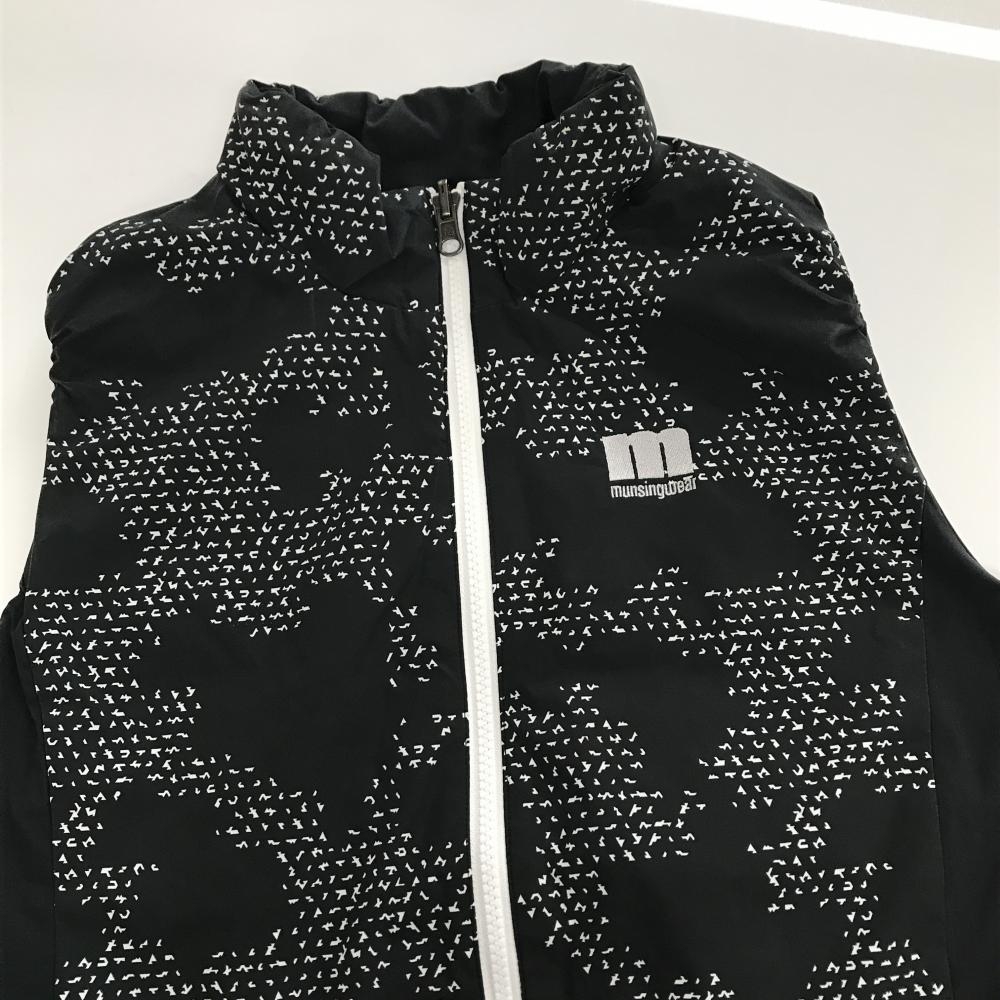 超美品】マンシングウェア リバーシブル中綿ワンピース 黒×白 総柄