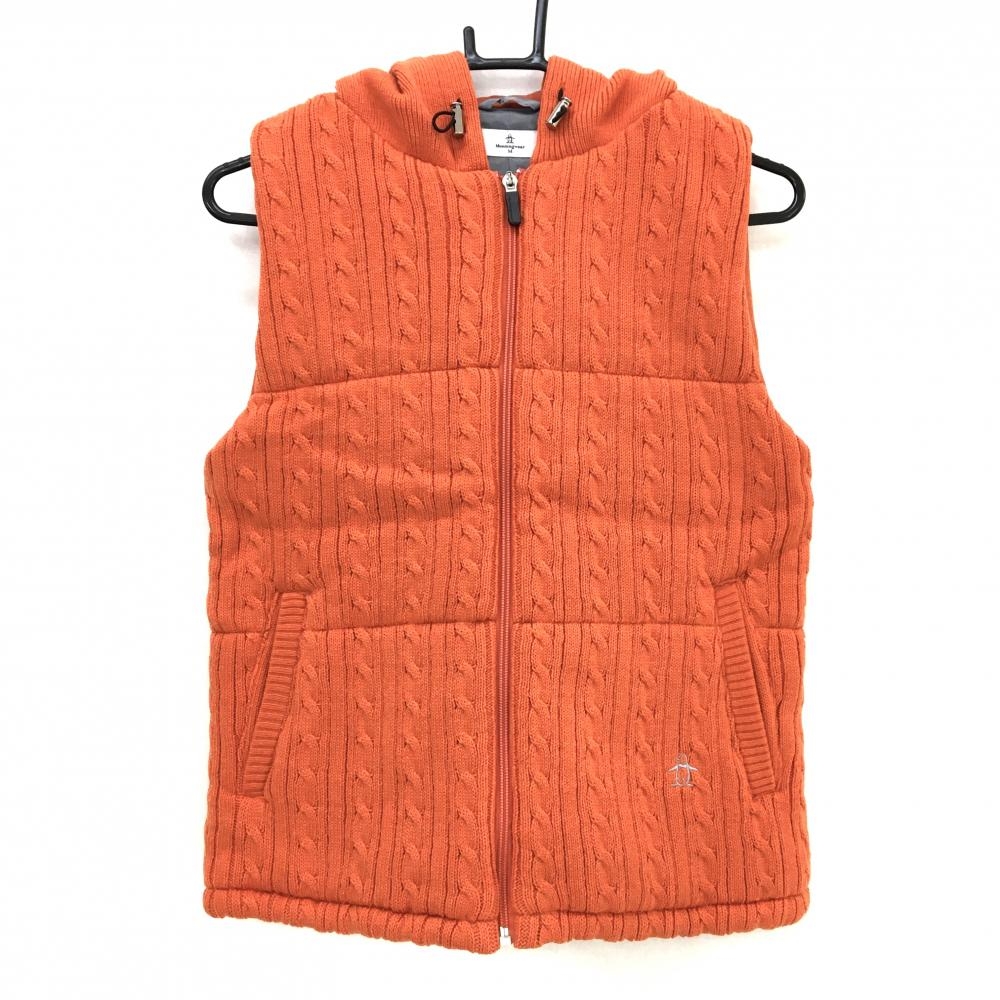 【超美品】マンシングウェア 中綿ニットベスト オレンジ ケーブル編み フード レディース M ゴルフウェア 2023年モデル Munsingwear