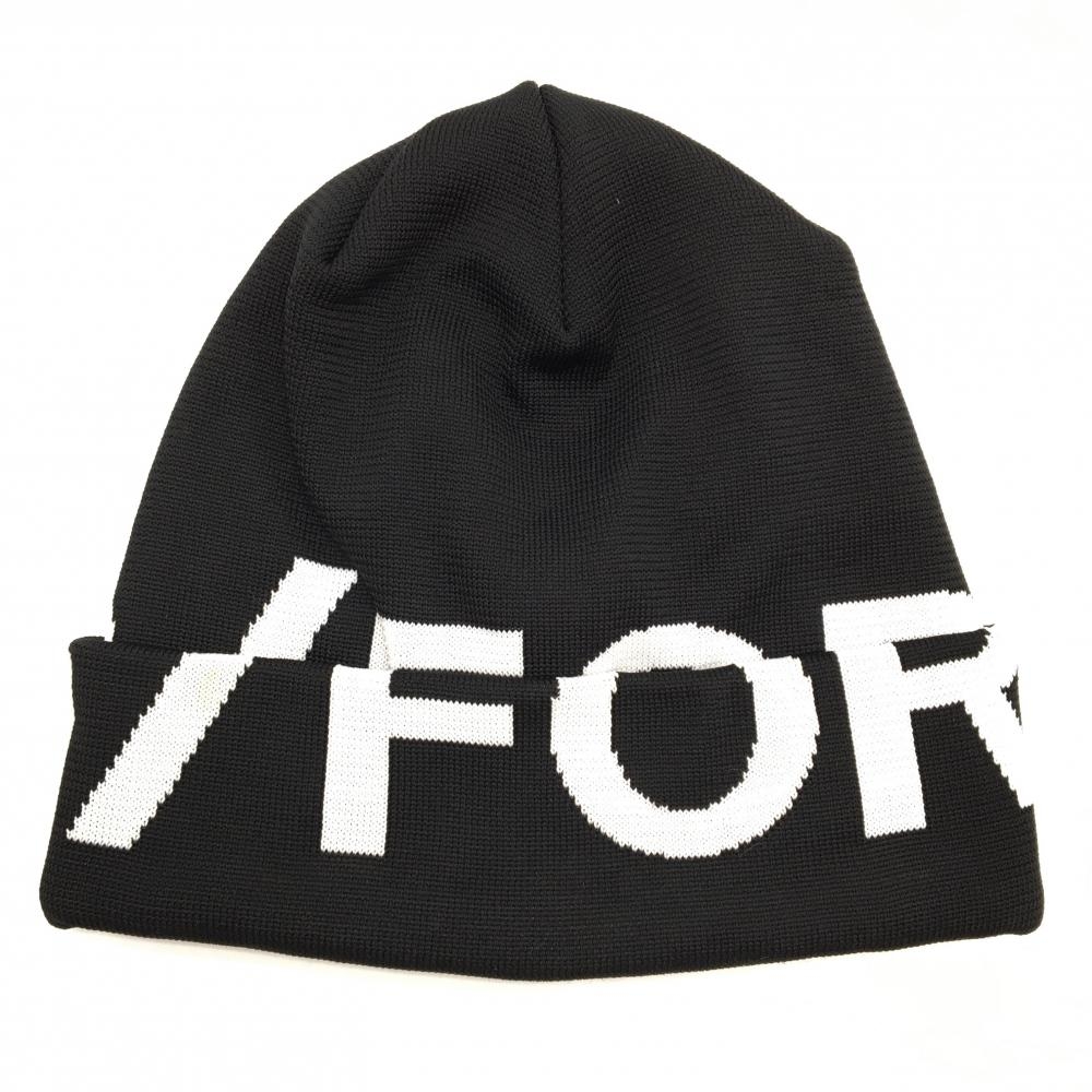 【美品】ジーフォア ニット帽 黒×白 ビッグロゴ 1098  ゴルフウェア G/FORE