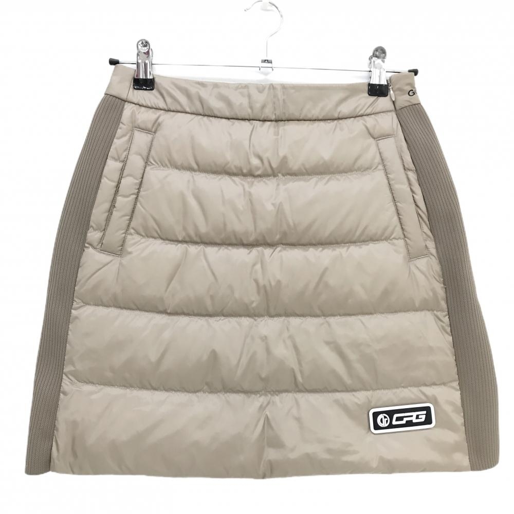 【超美品】CPG ダウンスカート ベージュ サイドリブ 軽量 インナーパンツ付 レディース 3(L) ゴルフウェア 2023年モデル CPG