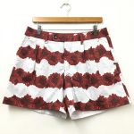 アディダス ショートパンツ レッド×ライトグレー 花柄