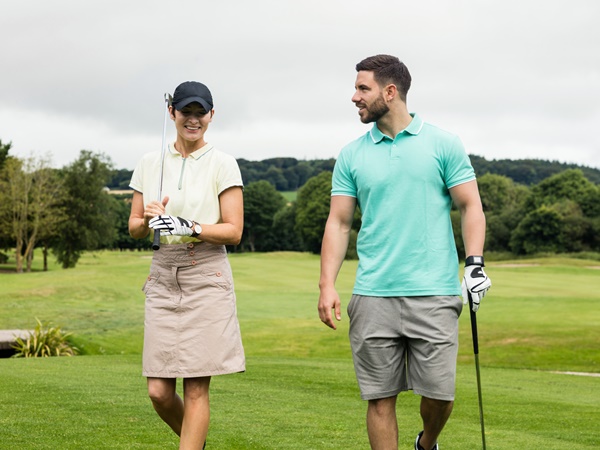 ゴルフウェアでおしゃれを楽しむなら中古がおすすめ