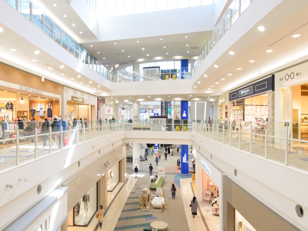 ゴルフウェア　ショッピングモール