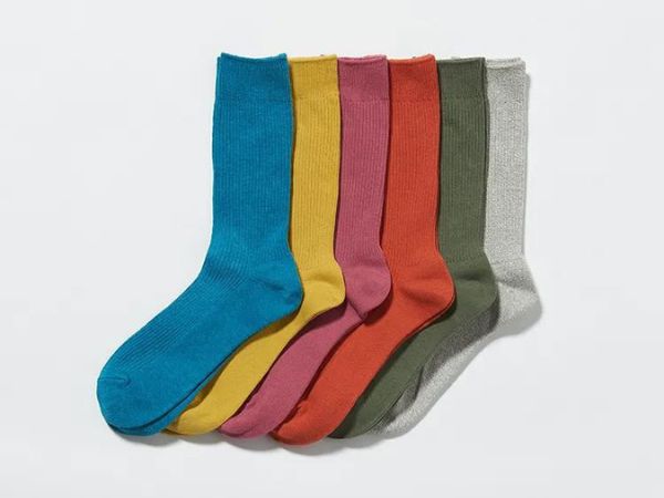 ユニクロ ゴルフウェア 50色ソックス