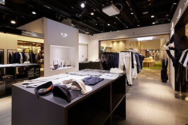 K-3B 表参道ヒルズ