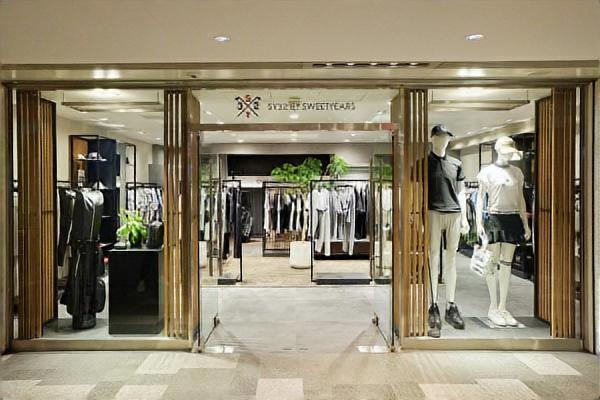 SY32 表参道ヒルズ