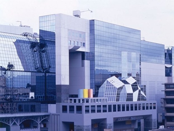 京都伊勢丹 外観