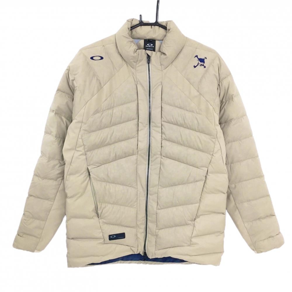 【美品】オークリー ダウンジャケット ベージュ×ネイビー スカル刺しゅう キルティング ダウン90％ メンズ L ゴルフウェア Oakley